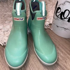 XTRATUF deck boots